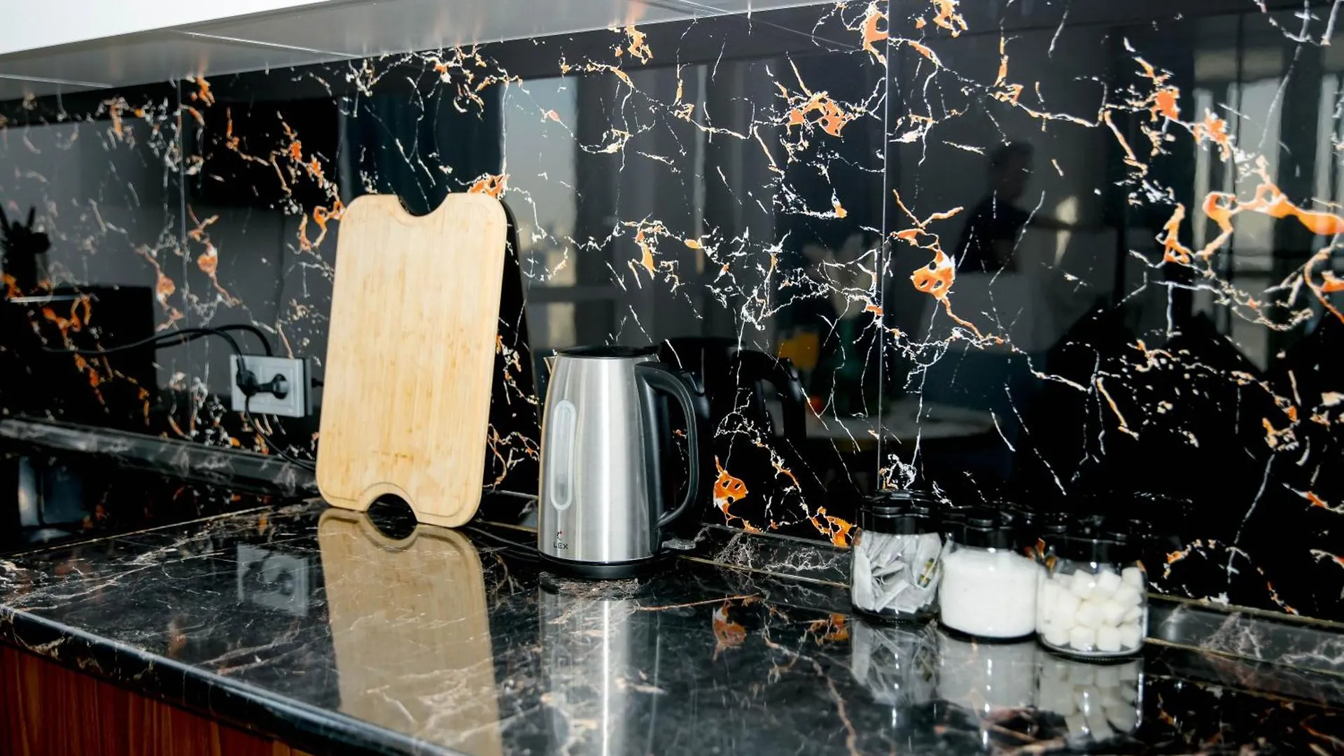 Business-Class Apartment, Евротрёшка С Панорамным Видом Almaty Apartamento