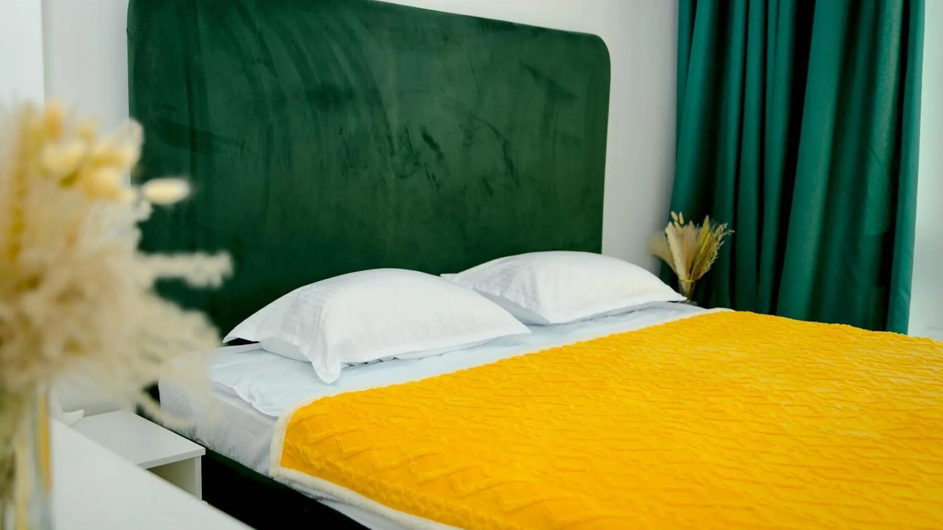 Business-Class Apartment, Евротрёшка С Панорамным Видом Almaty 0*,